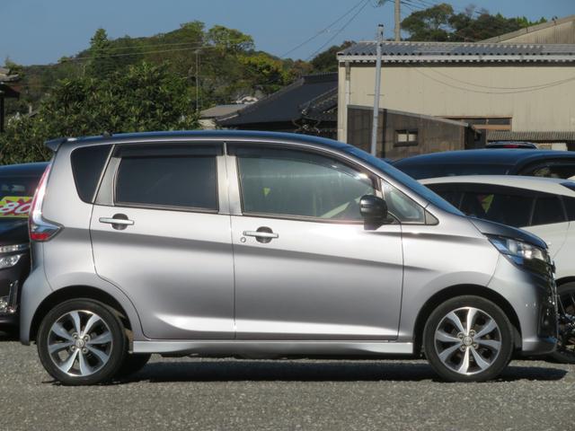 デイズ ハイウェイスター　Ｇターボ　４ＷＤ　ターボ　フルセグナビ　Ｂｌｕｅｔｏｏｔｈ　ＤＶＤ再生　１５ＡＷ　アラウンドビュー　エマージェンシーブレーキ　運転席シートヒーター　オートライト　オートハイビーム　オートクルーズ　オートエアコン（10枚目）