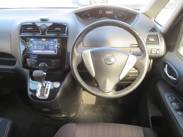 セレナ ハイウェイスター S-ハイブリッド 後席モニター 両側電動スライド アラウンドビュー スマートキー2個 フルセグナビ Bluetooth DVD再生 ETC 16AW フロントタイヤ新品 エマージェンシーブレーキ オートクルーズ 8人(42枚目)