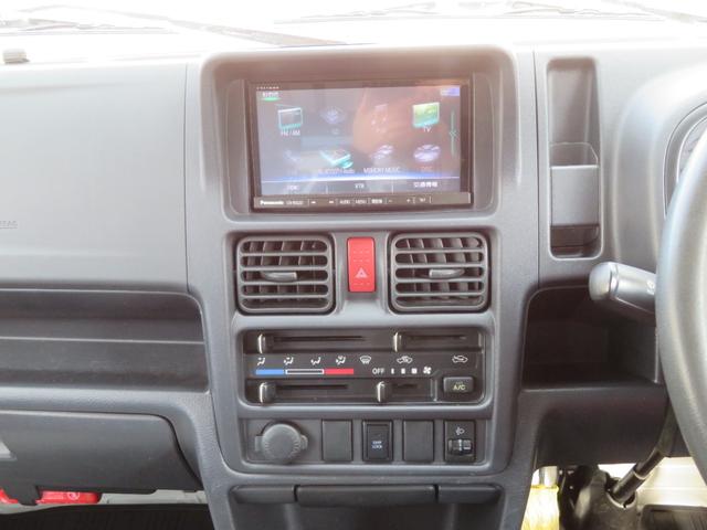 ＮＴ１００クリッパートラック ＤＸ　４ＷＤ　ＭＴ　フルセグナビ　Ｂｌｕｅｔｏｏｔｈ　ＤＶＤ再生　ＥＴＣ　イベライザー　エアコン　パワーステアリング　エアバッグ　ＡＢＳ　同色全塗装済み（55枚目）