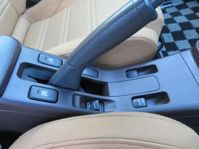 コペン セロ 5速MT ターボ ETC シートヒーター 1年保証 オートエアコン フルセグナビ Bluetooth DVD再生 フォグランプ スマートキー 15AW USBポート LEDライト 修復歴無し(58枚目)