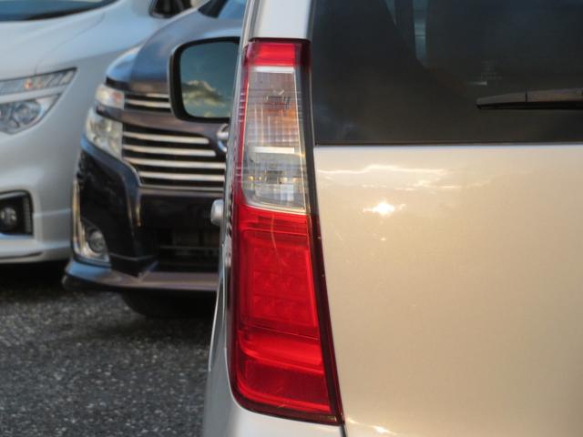 ワゴンＲ ＦＸ　キーレス　イベライザー　１年保証　オートエアコン　ＣＤ　ベンチシート　エアバッグ　アイドリングストップ　ＡＢＳ　衝突安全ボディ　パワーウィンドウ　パワーステアリング　ＣＶＴ　電動格納ミラー（20枚目）