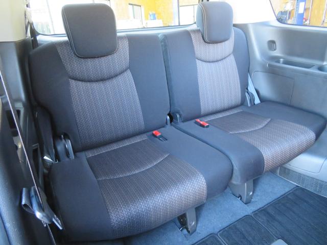 セレナ ハイウェイスターＳ－ＨＶアドバンスドセーフティパック　両側電動スライドドア　アラウンドビュー　エマージェンシーブレーキ　１年保証　ＥＴＣ　オートクルーズ　オートライト　フルセグナビ　Ｂｌｕｅｔｏｏｔｈ　ＤＶＤ再生　タイヤ２本新品　スマートキー　１６ＡＷ（63枚目）