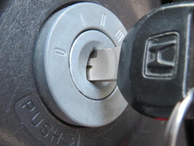 アクティバン ＳＤＸ　オートマ　タイヤ４本新品　１年保証　プライバシーガラス　イベライザー　キーレス　エアコン　パワーステアリング　エアバッグ　両側スライドドア（49枚目）