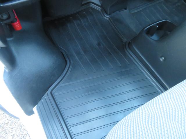 アクティバン ＳＤＸ　オートマ　タイヤ４本新品　１年保証　プライバシーガラス　イベライザー　キーレス　エアコン　パワーステアリング　エアバッグ　両側スライドドア（56枚目）