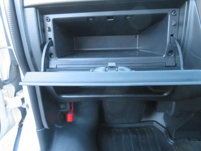 アクティバン ＳＤＸ　オートマ　タイヤ４本新品　１年保証　プライバシーガラス　イベライザー　キーレス　エアコン　パワーステアリング　エアバッグ　両側スライドドア（57枚目）