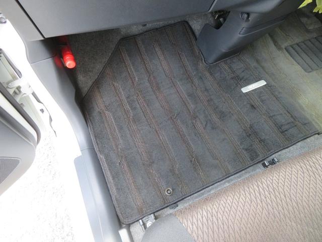 ���������N���[�j���O���ł��B���p�̎ʐ^�͐����t�o���Ă����܂��B���Ԋm�F�͉\�ɂ������܂��B