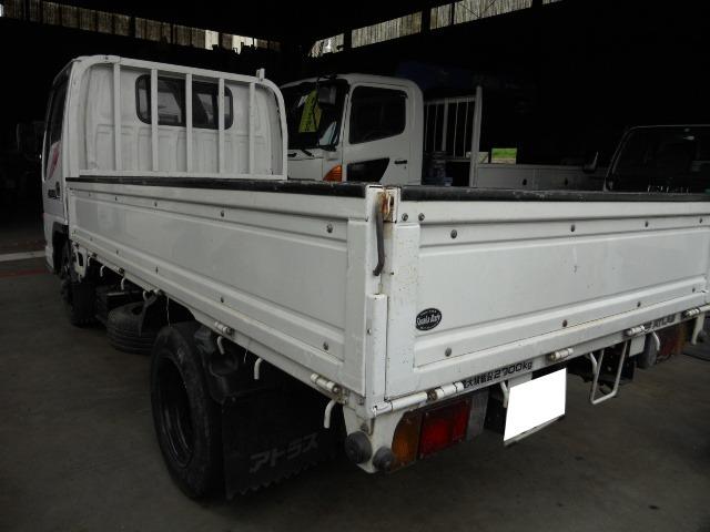 日産 アトラストラック ２ｔ積 全低床平ボディ 床鉄板張 75 9万円 平成11年 1999年 長崎県 中古車 価格 Com