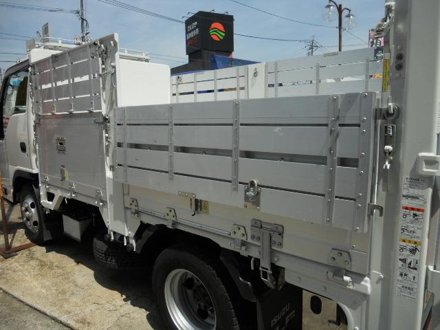 いすゞ エルフトラック ２ｔ アルミブロック 垂直パワーゲート荷重６００ｋｇ メーカー保証書あり 403 7万円 令和元年 19年 長崎県 中古車 価格 Com