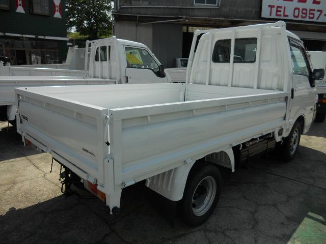 ボンゴトラック ＤＸ　８５０ｋｇ　リアＷタイヤ　走行２６，０００Ｋ（4枚目）