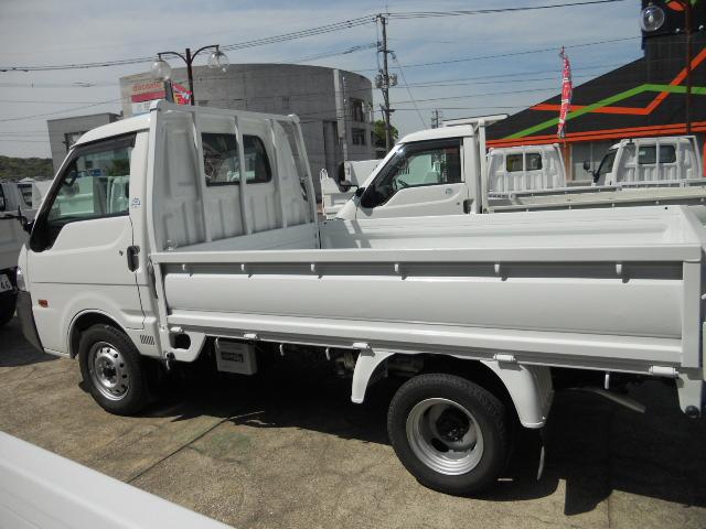 ボンゴトラック ＤＸ　８５０ｋｇ　リアＷタイヤ　走行２６，０００Ｋ（7枚目）