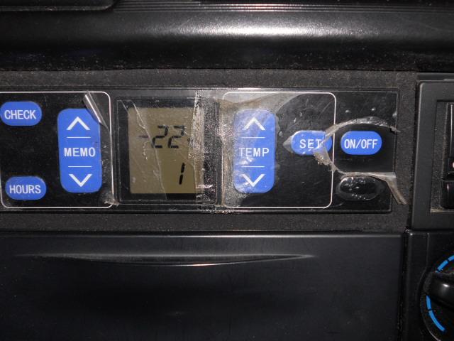 ボンゴトラック ＤＸ　８００ｋｇ　冷蔵冷凍車－２２℃　左スライドドア　リアＷタイヤ　ワンオーナー車　Ｈ２７年〜Ｒ６年記録簿あり（18枚目）