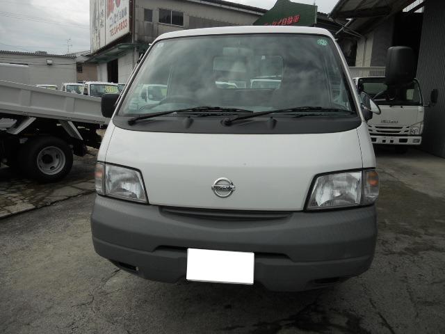 バネットトラック 　１ｔ４ＷＤ平ボディ　リアＷタイヤ　走行３３，０００Ｋ　ワンオーナー車　Ｈ１７年からＨ２２年　Ｈ２５年からＲ６年記録簿あり（5枚目）