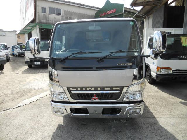 キャンター 　２ｔ　全低床平ボディカスタム　リアＷタイヤ　左電格ミラー　ワンオーナー車　Ｈ１８年からＨ２１年　Ｈ２７年からＲ６年記録簿あり（3枚目）