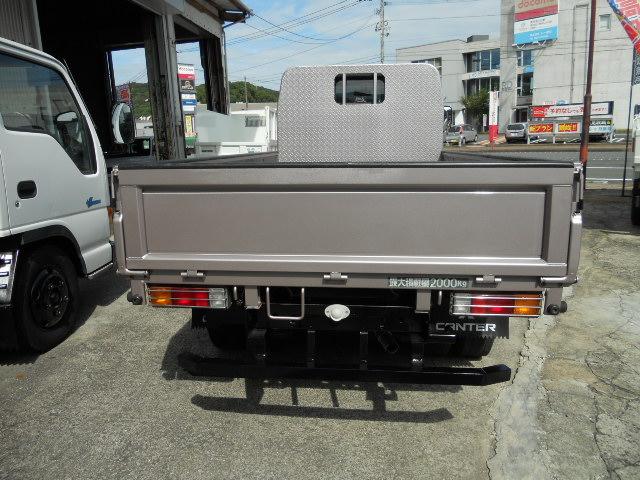 キャンター 　２ｔ　全低床平ボディカスタム　リアＷタイヤ　左電格ミラー　ワンオーナー車　Ｈ１８年からＨ２１年　Ｈ２７年からＲ６年記録簿あり（7枚目）