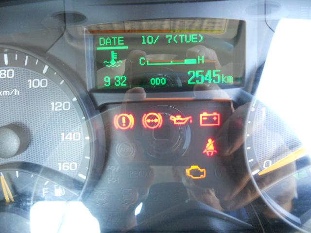 キャンター 　２ｔ　垂直パワーゲート荷重６００ｋｇ　リアＷタイヤ　走行２６００Ｋ（20枚目）