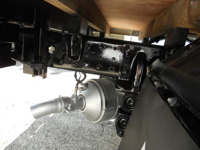 キャンター 　２ｔ　垂直パワーゲート荷重６００ｋｇ　リアＷタイヤ　走行２６００Ｋ（35枚目）
