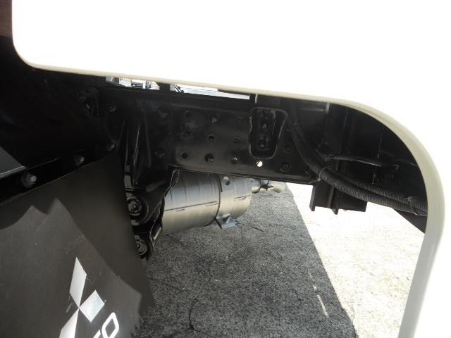 キャンター 　２ｔ　垂直パワーゲート荷重６００ｋｇ　リアＷタイヤ　走行２６００Ｋ（36枚目）