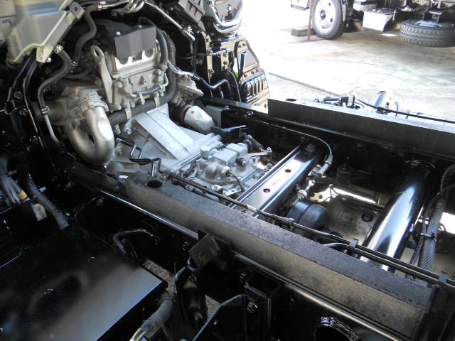 キャンター 全低床ダンプ　２ｔ　全低床ダンプ（31枚目）