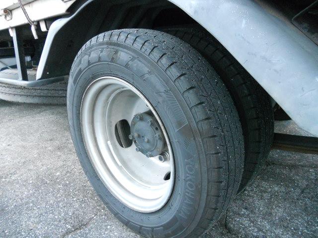 キャンター 2t低床 垂直パワーゲート荷重600kg リアWタイヤ NOX.PM適合(33枚目)