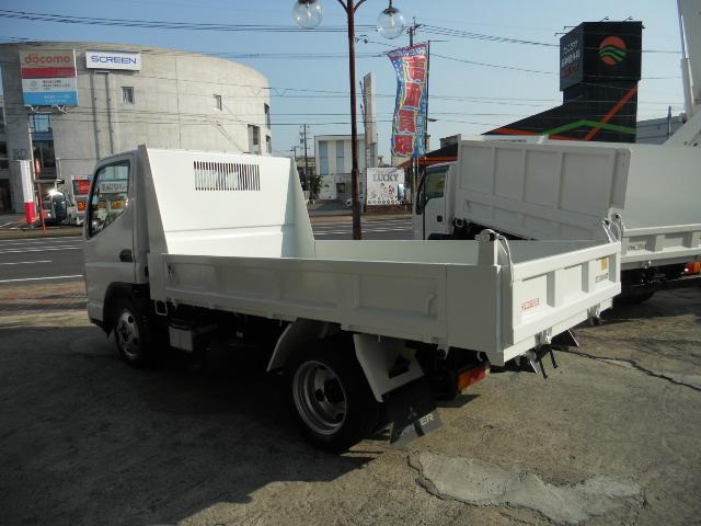 キャンター 全低床ダンプ　２ｔ　全低床ダンプ（4枚目）