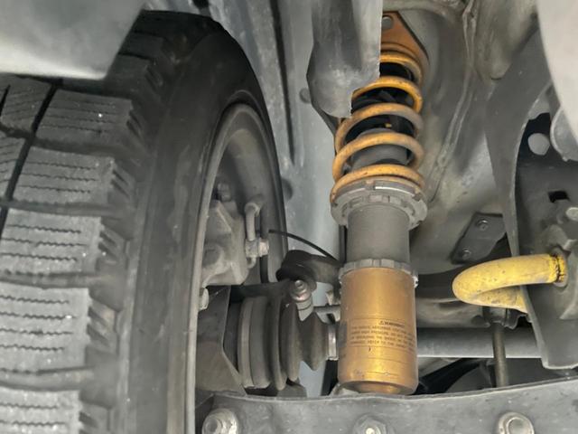８６ ＧＴリミテッド　ロケットバニーＦバンパー　ＯＨＬＩＮＳ　ＢＴＯ　ＤＦＶ全長調整モデル足回り　社外テールランプ　社外Ｒスポ　純正ナビ　シートヒーター　プッシュスタート　スマートキー　パドルシフト　バックカメラ（30枚目）