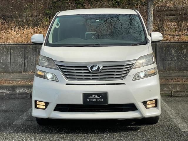 ヴェルファイア ３．５Ｚ　ナビＴＶ　ＣａｒＰｌａｙ　バックモニター　パワースライドドア　ＨＩＤヘッドライト　ウッドコンビハンドル　ＥＴＣ　クルーズコントロール　クリアランスソナー（4枚目）