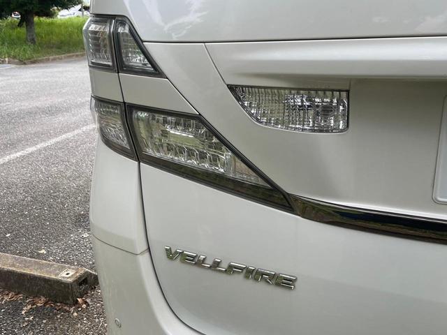 ヴェルファイア ３．５Ｚ　ナビＴＶ　ＣａｒＰｌａｙ　バックモニター　パワースライドドア　ＨＩＤヘッドライト　ウッドコンビハンドル　ＥＴＣ　クルーズコントロール　クリアランスソナー（11枚目）