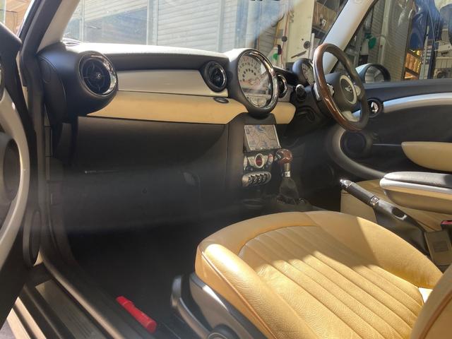 MINI クーパー クラブマン(24枚目)