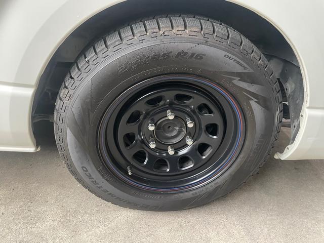 ハイエースバン ロングジャストローDX 社外マフラー 社外スピーカー バンパーガード テールランプガード ナビ 社外電格ミラー(18枚目)