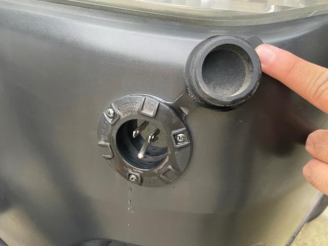 ハイエースバン ロングジャストローDX 社外マフラー 社外スピーカー バンパーガード テールランプガード ナビ 社外電格ミラー(34枚目)