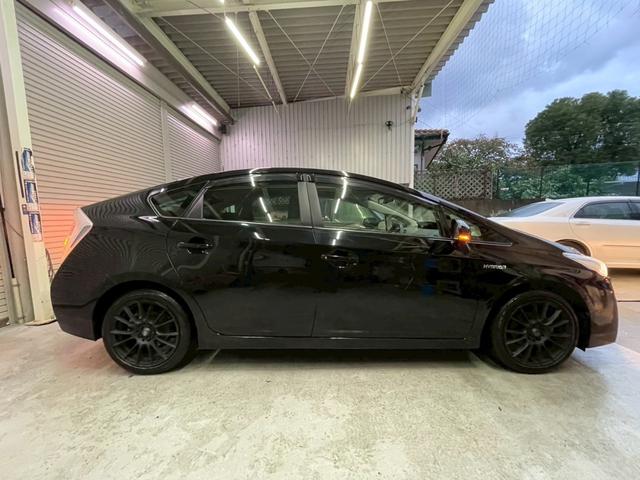 プリウス S 社外17インチAW バックカメラ ドラレコ(8枚目)