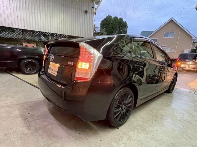 プリウス S 社外17インチAW バックカメラ ドラレコ(9枚目)