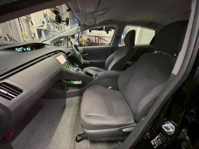 プリウス S 社外17インチAW バックカメラ ドラレコ(19枚目)