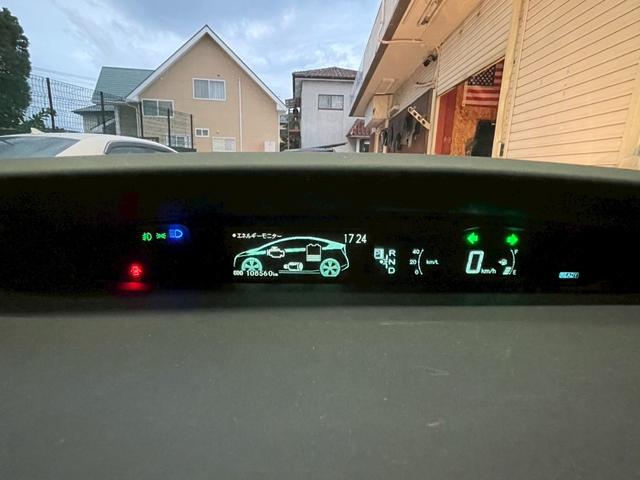 プリウス S 社外17インチAW バックカメラ ドラレコ(25枚目)