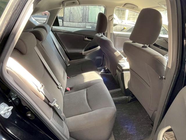 プリウス Ｓ　純正ナビ　ＴＶ　バックカメラ　ＥＴＣ　スマートキー　プッシュスタート　社外ＡＷ（22枚目）