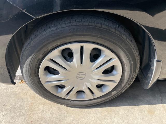 フィットハイブリッド ハイブリッド・１０ｔｈアニバーサリー　ナビ　バックカメラ　ＥＴＣ　ステアリングスイッチ　ＴＶ　ＤＶＤ再生　Ｂｌｕｅｔｏｏｔｈ（28枚目）