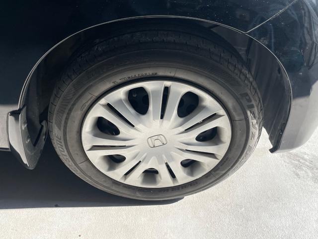 フィットハイブリッド ハイブリッド・１０ｔｈアニバーサリー　ナビ　バックカメラ　ＥＴＣ　ステアリングスイッチ　ＴＶ　ＤＶＤ再生　Ｂｌｕｅｔｏｏｔｈ（29枚目）