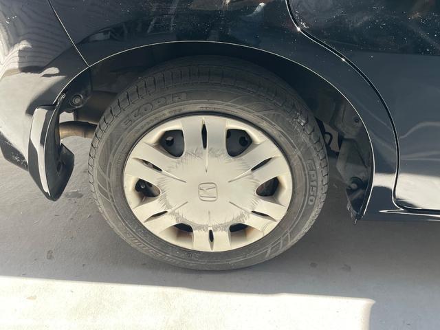 フィットハイブリッド ハイブリッド・１０ｔｈアニバーサリー　ナビ　バックカメラ　ＥＴＣ　ステアリングスイッチ　ＴＶ　ＤＶＤ再生　Ｂｌｕｅｔｏｏｔｈ（30枚目）