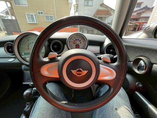 �c�Ǝ��Ԃ́A�P�O�F�O�O�`�Q�O�F�O�O�̉c�ƂƂȂ�܂��B��x���͕s��x�̂��߁A�����X�����ۂ͈�x���d�b����������Ə�����܂��B