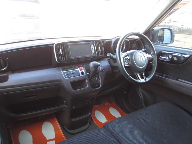 Ｎ－ＯＮＥ プレミアム　ＳＳパッケージ　スマートキー　シートヒーター　バックカメラ　アイドリングストップ（9枚目）