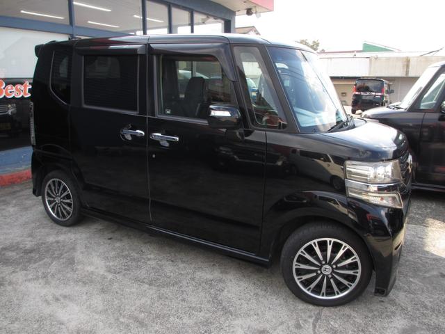 Ｎ－ＢＯＸカスタム Ｇ・ターボパッケージ　スマートキー　ターボ車　両側パワースライドドア　クルーズコントロール　ＨＩＤライト　ＥＴＣ　純正アルミ　純正エアロ（2枚目）