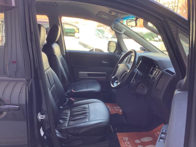 デリカＤ：５ Ｇ　パワーパッケージ　４ＷＤ／１．５ｉｎｃｈリフトアップ／オーバーフェンダー／社外アルミ／バンパープロテクター／大型フォグランプ／ＨＤＤ／５ＭＴナビ／フルセグＴＶ／バックカメラ／ＥＴＣ車載器（17枚目）