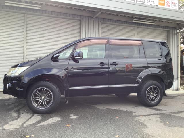 デリカＤ：５ Ｇ　パワーパッケージ　４ＷＤ／１．５ｉｎｃｈリフトアップ／オーバーフェンダー／社外アルミ／バンパープロテクター／大型フォグランプ／ＨＤＤ／５ＭＴナビ／フルセグＴＶ／バックカメラ／ＥＴＣ車載器（41枚目）