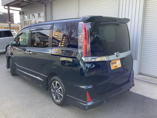 ノア Ｓｉ　後期型／モデリスタ／９ｉｎｃｈナビ／フルセグＴＶ・ＤＶＤ／Ｂｌｕｅｔｏｏｔｈ／バックカメラ／後席モニター／ＥＴＣ車載器／衝突軽減ブレーキ／ドライブレコーダー／パワースライドドア（9枚目）