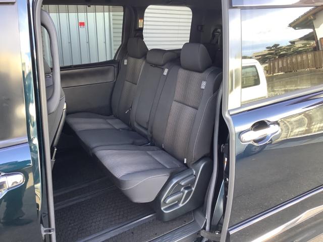 ノア Ｓｉ　後期型／モデリスタ／９ｉｎｃｈナビ／フルセグＴＶ・ＤＶＤ／Ｂｌｕｅｔｏｏｔｈ／バックカメラ／後席モニター／ＥＴＣ車載器／衝突軽減ブレーキ／ドライブレコーダー／パワースライドドア（17枚目）