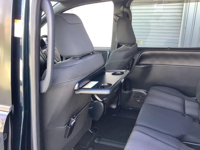 ノア Ｓｉ　後期型／モデリスタ／９ｉｎｃｈナビ／フルセグＴＶ・ＤＶＤ／Ｂｌｕｅｔｏｏｔｈ／バックカメラ／後席モニター／ＥＴＣ車載器／衝突軽減ブレーキ／ドライブレコーダー／パワースライドドア（24枚目）