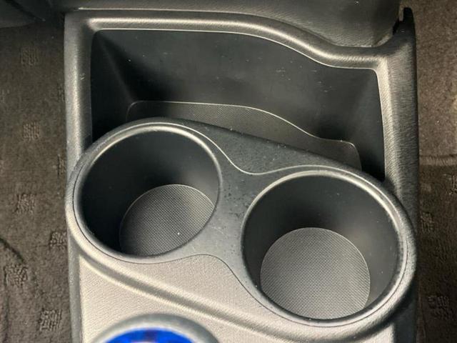アクア Ｓ　新品タイヤ／社外　ＳＤナビ／ヘッドランプ　ＨＩＤ／Ｂｌｕｅｔｏｏｔｈ接続／ＥＴＣ／ＥＢＤ付ＡＢＳ／横滑り防止装置／アイドリングストップ／フルセグＴＶ／ＤＶＤ／禁煙車／エアバッグ　運転席　ＤＶＤ再生（35枚目）