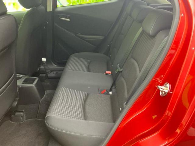 デミオ １５Ｓ　ディスプレイオーディオ／衝突安全装置／車線逸脱防止支援システム／ドライブレコーダー　前後／ヘッドランプ　ＬＥＤ／Ｂｌｕｅｔｏｏｔｈ接続／ＥＢＤ付ＡＢＳ／横滑り防止装置／エアバッグ　運転席　ドラレコ（7枚目）