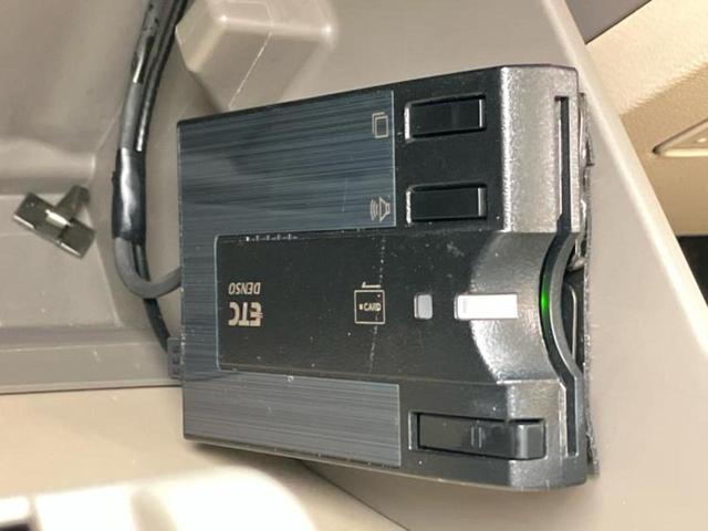 アルト Ｆ　新品タイヤ／社外　ＳＤナビ／ドライブレコーダー　前後／Ｂｌｕｅｔｏｏｔｈ接続／ＥＴＣ／ＥＢＤ付ＡＢＳ／フルセグＴＶ／ＤＶＤ／禁煙車／エアバッグ　運転席／エアバッグ　助手席／衝突安全ボディ　ＤＶＤ再生（24枚目）