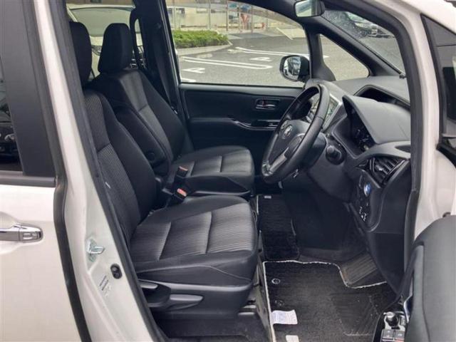 ヴォクシー ハイブリッドZSキラメキ2 純正 10インチ SDナビ/フリップダウンモニター 純正 12.1インチ/トヨタセーフティセンス/両側電動スライドドア/シートヒーター 前席/車線逸脱防止支援システム 衝突被害軽減システム DVD再生(5枚目)